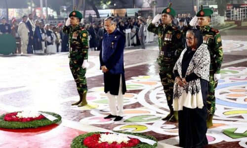 ভাষা শহীদদের প্রতি রাষ্ট্রপতি-প্রধানমন্ত্রীর শ্রদ্ধা